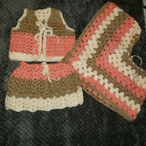 Poncho Vest Skirt Set
